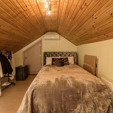 Aprosmeno Jacuzzi House 2 Lägenhet Agros Exteriör bild