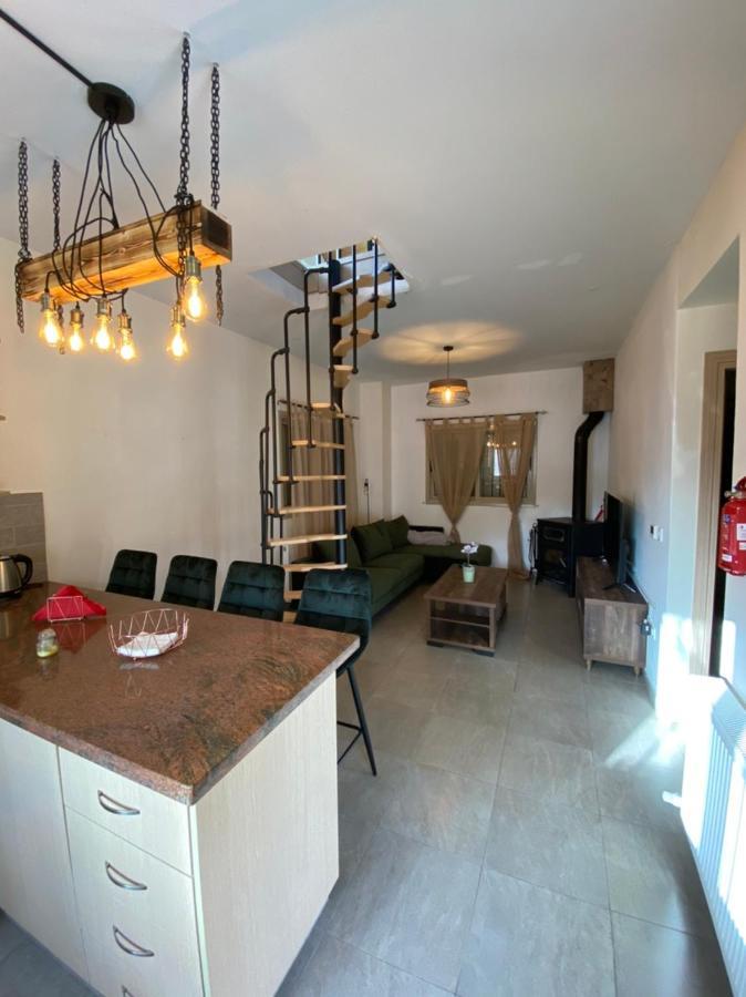 Aprosmeno Jacuzzi House 2 Lägenhet Agros Exteriör bild