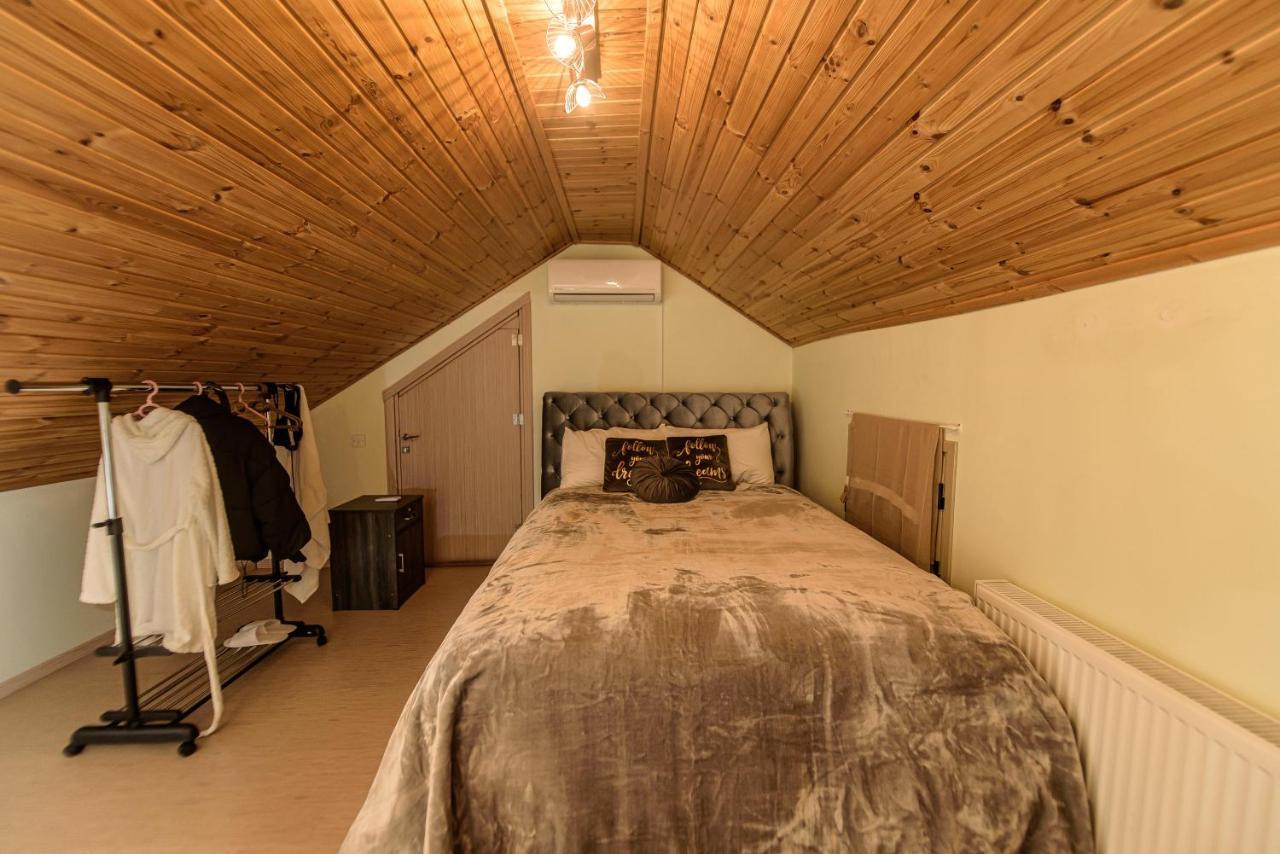Aprosmeno Jacuzzi House 2 Lägenhet Agros Exteriör bild